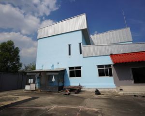 For Sale Warehouse 2,200 sqm in Khlong Luang, Pathum Thani, Thailand