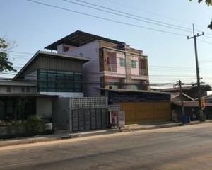 For Sale 4 Beds Retail Space in Mueang Phitsanulok, Phitsanulok, Thailand