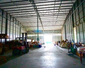 For Sale Warehouse 850 sqm in Hang Dong, Chiang Mai, Thailand