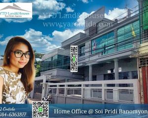 For Sale Retail Space 630 sqm in Pom Prap Sattru Phai, Bangkok, Thailand