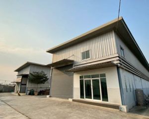 For Sale Warehouse 850 sqm in Khlong Luang, Pathum Thani, Thailand