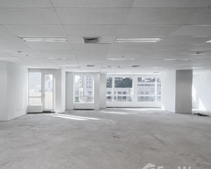 For Rent Office 101.51 sqm in Pathum Wan, Bangkok, Thailand