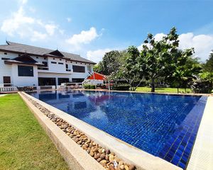 For Sale 9 Beds House in Cha Am, Phetchaburi, Thailand