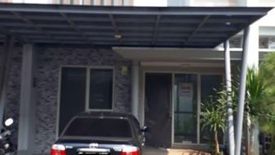 Rumah dijual dengan 4 kamar tidur di Cakung Timur, Jakarta