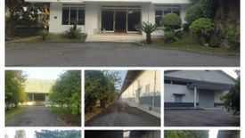Gudang dan pabrik dijual dengan 3 kamar tidur di Kapas, Jawa Timur