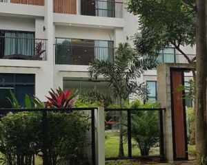 For Sale 3 Beds Townhouse in Ko Samui, Surat Thani, Thailand