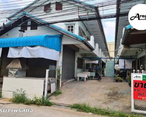 For Sale 40 Beds Apartment in Mueang Nakhon Sawan, Nakhon Sawan, Thailand