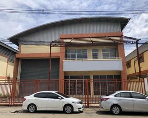 For Rent Warehouse 400 sqm in Khlong Luang, Pathum Thani, Thailand