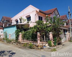 For Sale 2 Beds Townhouse in Mueang Phitsanulok, Phitsanulok, Thailand