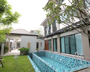 For Rent 4 Beds House in Pom Prap Sattru Phai, Bangkok, Thailand