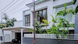 Townhouse disewa dengan 4 kamar tidur di Cilandak Timur, Jakarta