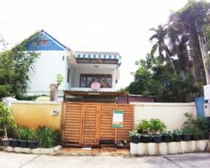 For Sale Townhouse 258 sqm in Mueang Rayong, Rayong, Thailand