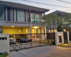 For Rent 3 Beds House in Khlong Luang, Pathum Thani, Thailand