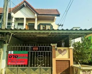 For Sale 2 Beds Townhouse in Bang Pakong, Chachoengsao, Thailand