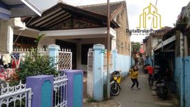 Rumah dijual dengan 4 kamar tidur di Arjuna, Jawa Barat