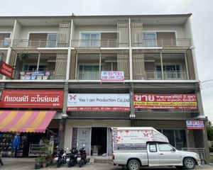 For Sale Retail Space 414 sqm in Bang Yai, Nonthaburi, Thailand