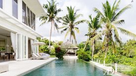 Villa dijual dengan 5 kamar tidur di Batubulan, Bali
