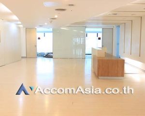 For Sale or Rent Office 1,839 sqm in Watthana, Bangkok, Thailand