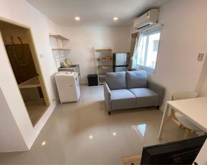 For Rent 1 Bed Townhouse in Watthana, Bangkok, Thailand
