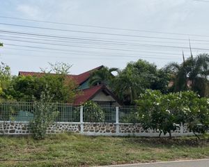 For Sale House 1,600 sqm in Nam Pat, Uttaradit, Thailand