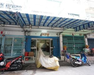 For Rent 4 Beds Townhouse in Samphanthawong, Bangkok, Thailand