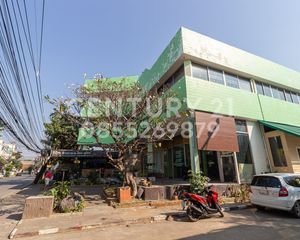 For Rent Retail Space 1,200 sqm in Mueang Chiang Mai, Chiang Mai, Thailand