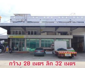 For Sale or Rent Retail Space 720 sqm in Bang Phli, Samut Prakan, Thailand
