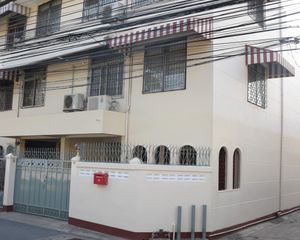 For Rent 5 Beds House in Watthana, Bangkok, Thailand
