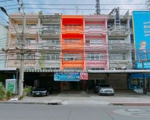 For Sale Retail Space 250 sqm in Phasi Charoen, Bangkok, Thailand