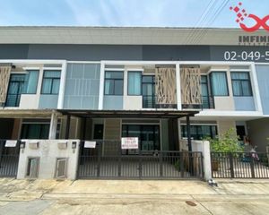 For Sale or Rent 4 Beds Townhouse in Lam Luk Ka, Pathum Thani, Thailand
