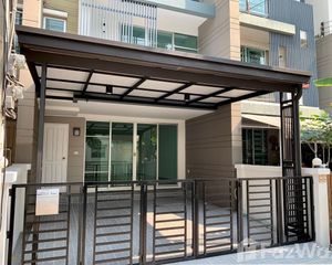 For Sale 3 Beds Townhouse in Thung Khru, Bangkok, Thailand