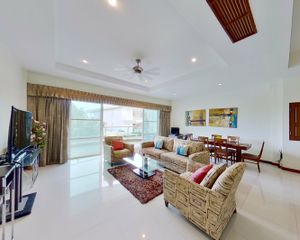 For Sale or Rent 4 Beds Townhouse in Mueang Phuket, Phuket, Thailand