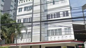 Gudang dan pabrik dijual dengan 51 kamar tidur di Senen, Jakarta