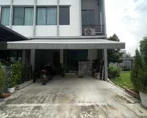 For Sale 3 Beds Townhouse in Saphan Sung, Bangkok, Thailand