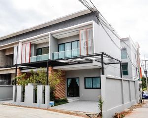 For Sale 2 Beds Townhouse in Bang Lamung, Chonburi, Thailand