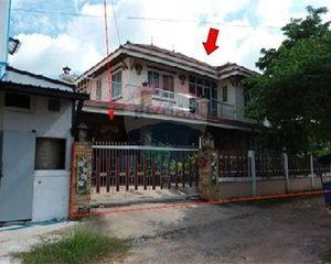 For Sale 5 Beds House in Mueang Chaiyaphum, Chaiyaphum, Thailand