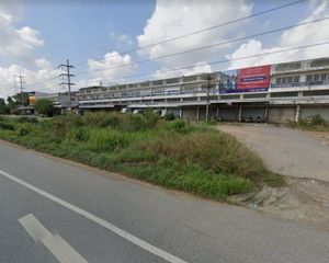For Sale 6 Beds Retail Space in Plaeng Yao, Chachoengsao, Thailand