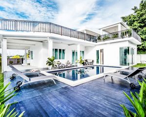 For Sale 3 Beds House in Sattahip, Chonburi, Thailand