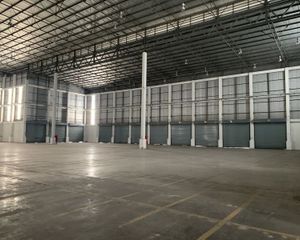 For Rent Warehouse 5,750 sqm in Bang Phli, Samut Prakan, Thailand