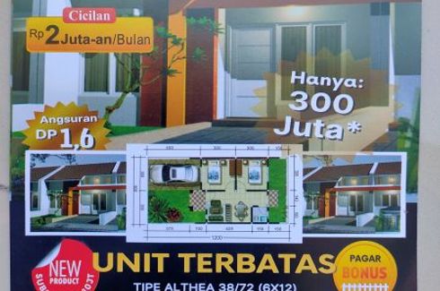Rumah dijual dengan 2 kamar tidur di Banjar Kemuning, Jawa Timur