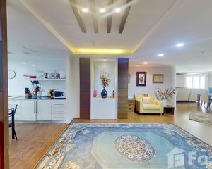 For Sale 5 Beds Condo in Khlong Toei, Bangkok, Thailand