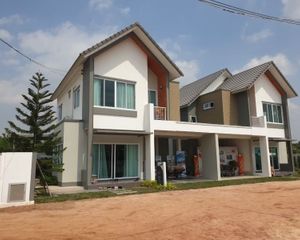 For Sale 3 Beds House in Mueang Ubon Ratchathani, Ubon Ratchathani, Thailand