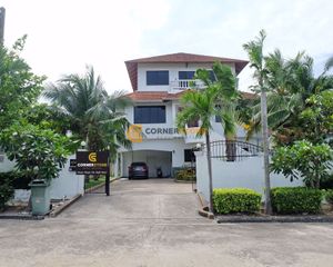 For Rent 5 Beds House in Bang Lamung, Chonburi, Thailand