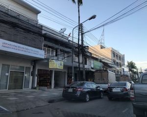 For Sale Retail Space in Mueang Udon Thani, Udon Thani, Thailand