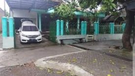 Rumah dijual dengan 14 kamar tidur di Gempol, Jawa Timur