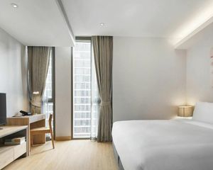 For Rent 1 Bed Apartment in Watthana, Bangkok, Thailand