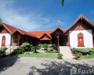 For Sale 7 Beds House in Mueang Chanthaburi, Chanthaburi, Thailand