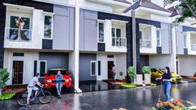 Townhouse dijual dengan 3 kamar tidur di Jatinegara, Jakarta