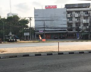 For Sale Retail Space 1,206 sqm in Bang Khen, Bangkok, Thailand