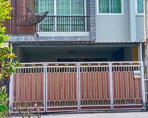 For Sale 3 Beds Townhouse in Hat Yai, Songkhla, Thailand